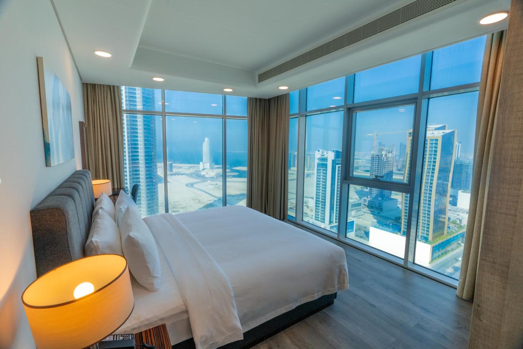 S Plaza Suites Hotel Seef Екстер'єр фото