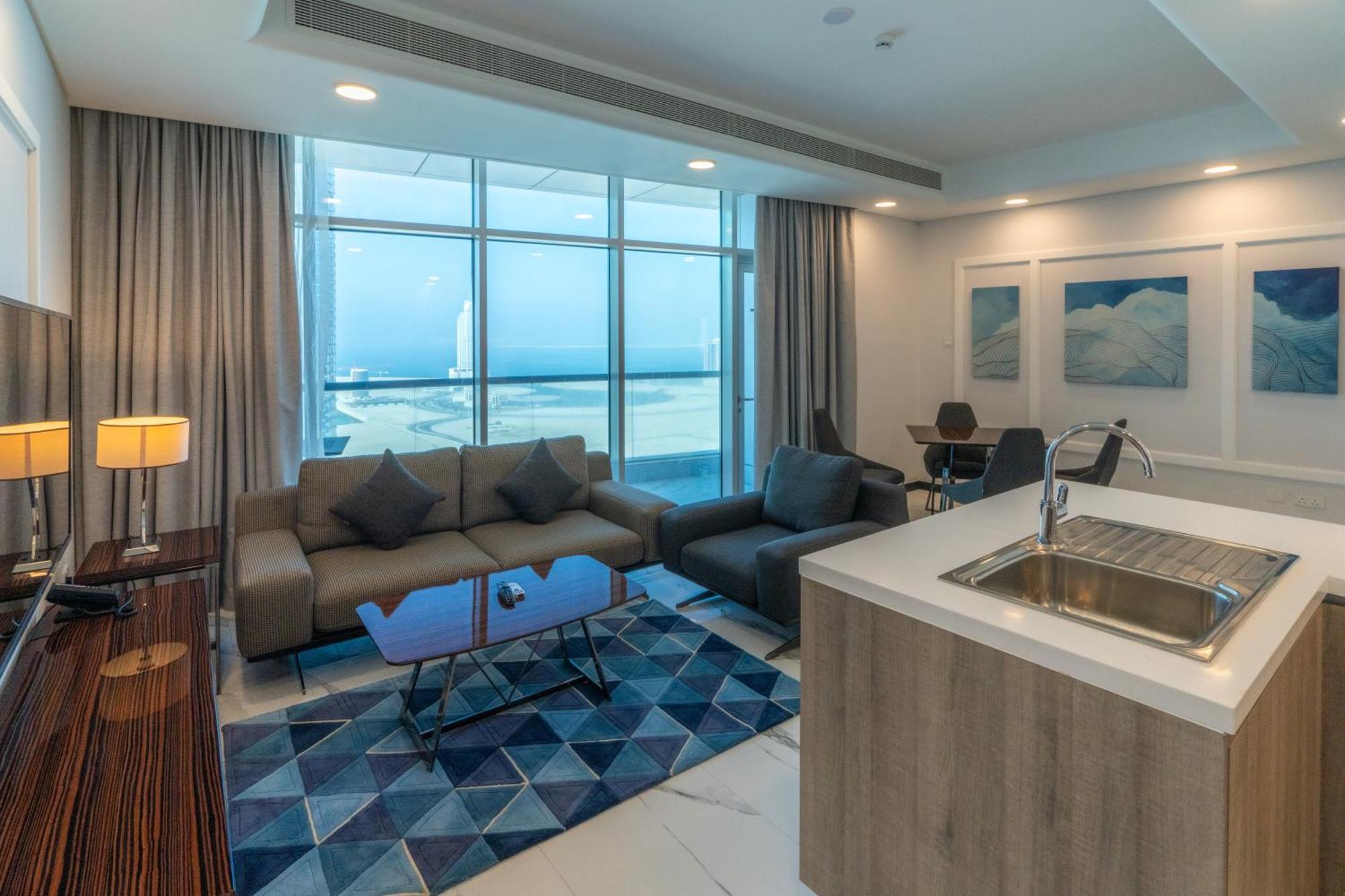 S Plaza Suites Hotel Seef Екстер'єр фото